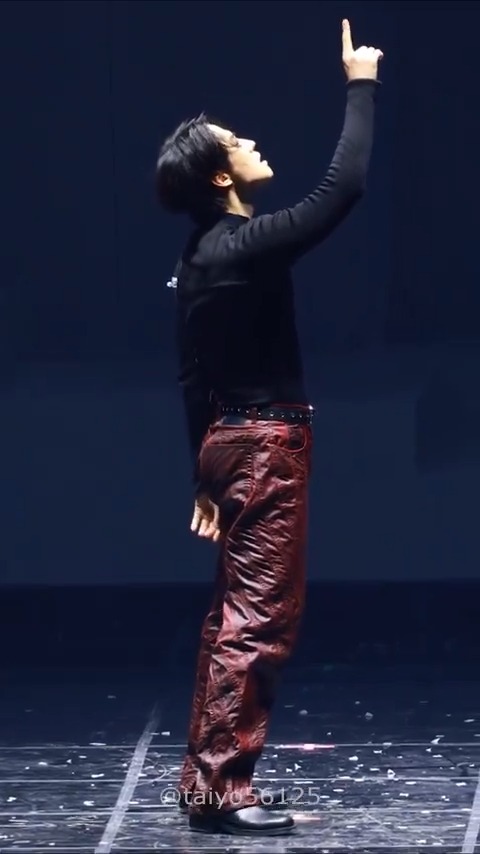 250126 Midnight Sun < HYPER > URL → #준호 #JUNHO #이준호 #LEEJUNHO #MidnightSun #MidnightSun_INCHEON #2025_LEEJUNHO_FANCON