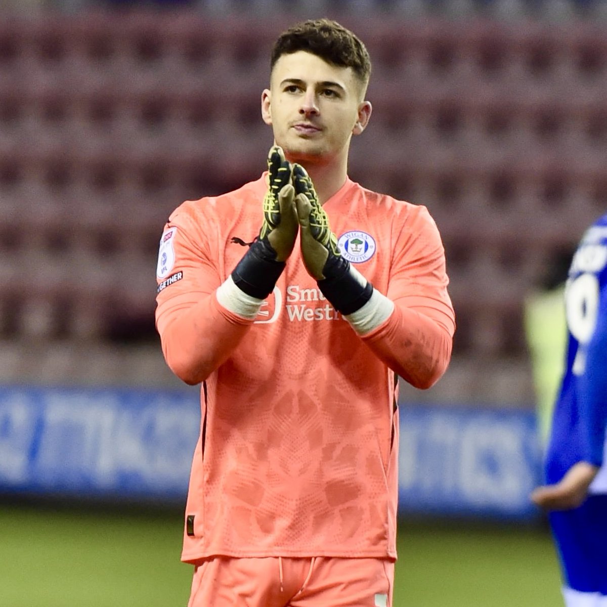 Don't underestimate the importance of 𝗧𝗛𝗜𝗦 save. 👏 Super Sam Tickle by name, Super Sam Tickle by nature! 🧤 #wafc 🔵⚪️ | Sam Tickle