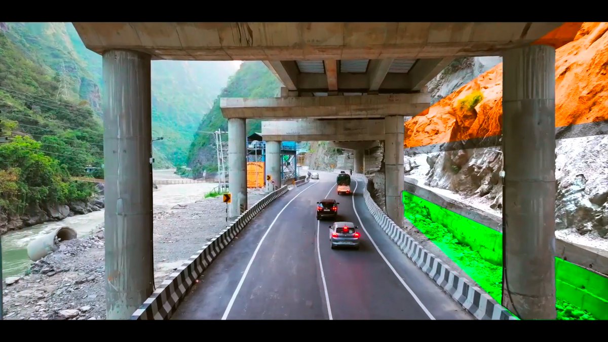 जय हिंद 🇮🇳 #PragatiKaHighway #GatiShakti #BuildingTheNation #RepublicDay2025 #RepublicDayIndia #गणतंत्र_दिवस