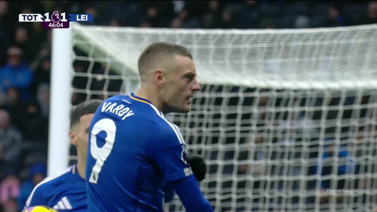 ¿La celebración de Jamie Vardy sería roja en Sudamérica? 🟥 PD: Crack total