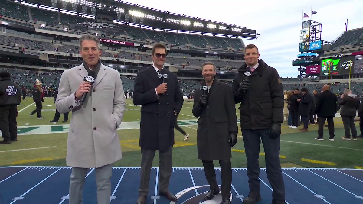 The band is back together!! 🙌 Tom Brady, Julian Edelman and Rob Gronkowski reminisce on their years with the Patriots and look forward to today's game!