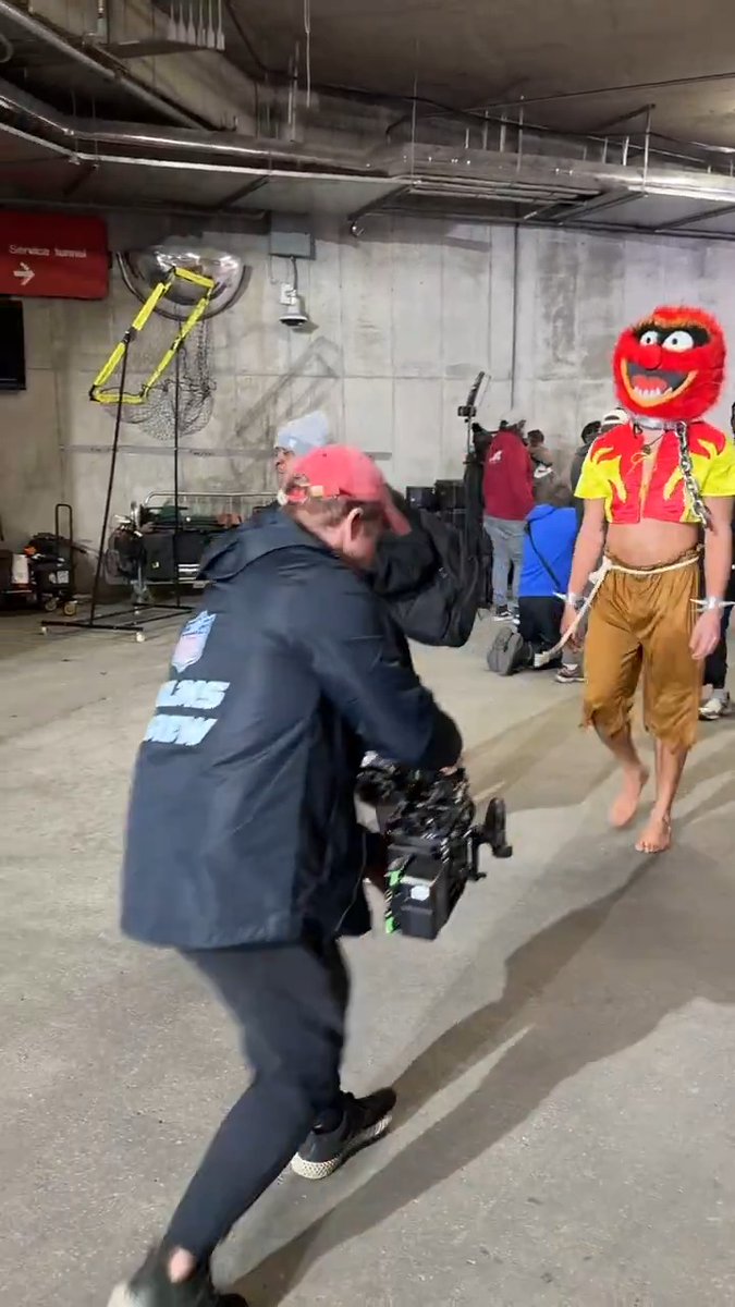 Mack Hollins came through as Animal from The Muppets 😂 Mack Hollins 📺: #BUFvsKC -- 6:30pm ET on CBS 📱: Stream on NFL+ and Paramount+