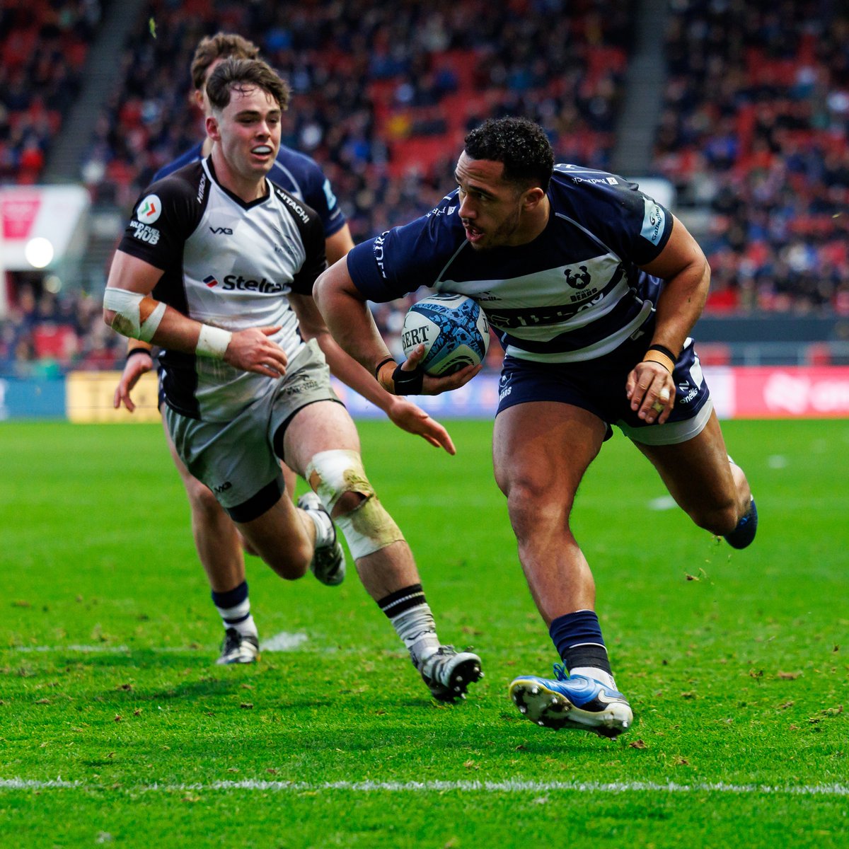 A first PREM Rugby try for Bristolian Deago Bailey this afternoon! 👏 How about that pick up from Benhard Janse van Rensburg, mind 🤩