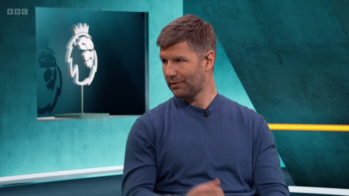 "The work rate and work ethic is impressive." Thomas Hitzlsperger has been impressed with Brentford's adapting this season. #MOTD2 #BBCFootball