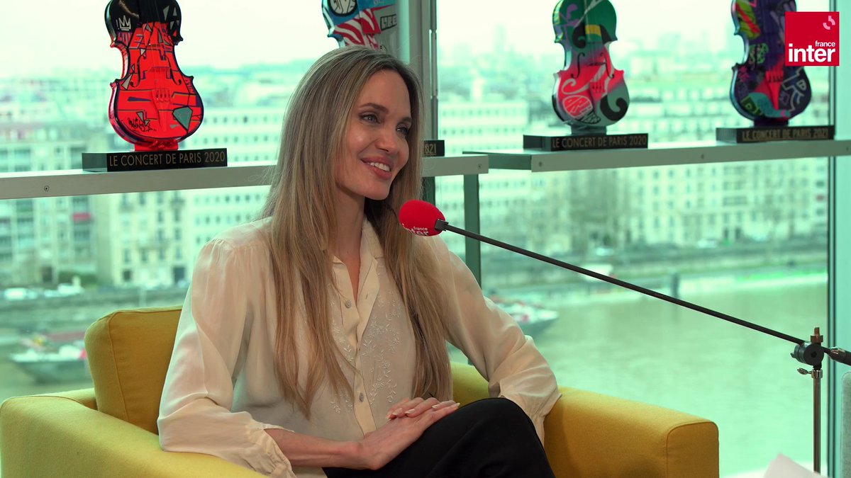 Angelina Jolie : "Comme beaucoup de femmes, j'ai toujours l'impression que je n'en fais pas assez" #le710inter