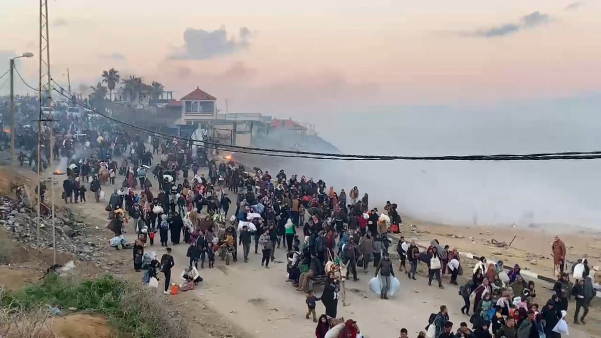 VIDEO: Palestinians begin returning to the north of the war-battered Gaza Strip after Israel and Hamas said they had reached a deal for the release of another six hostages.