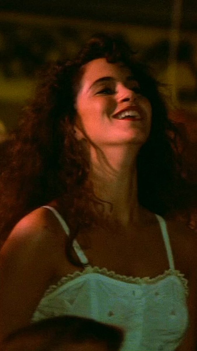 Love at first sight. The Lost Boys (1987)