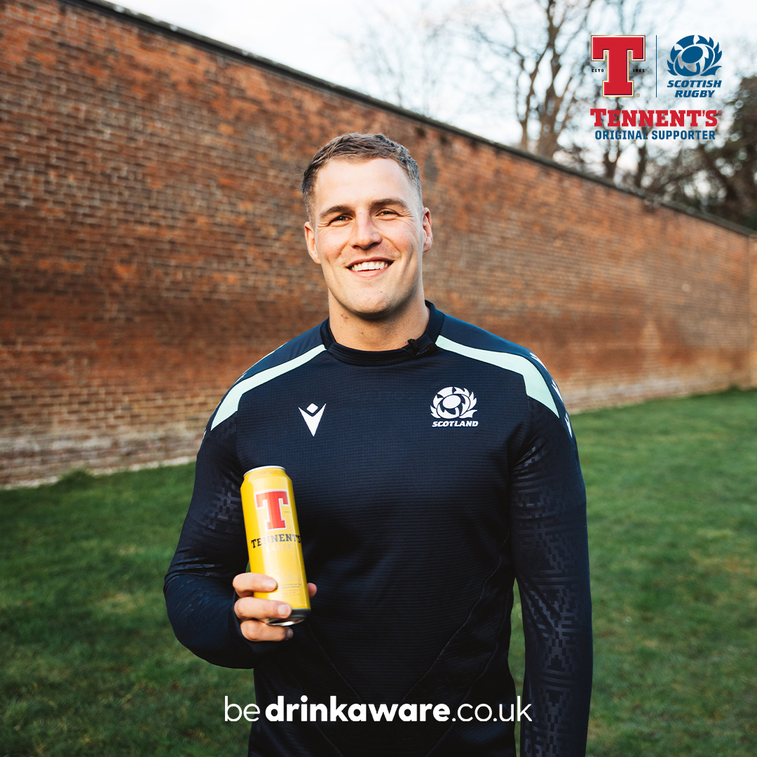 The Scottish Rugby 2025 squad get the digs in! Who gives mullets a bad name? Who only drinks half pints? All is revealed... #OriginalSupporter 🍻