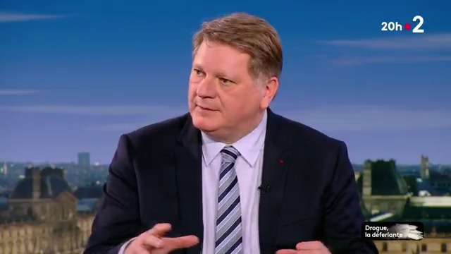 🔴🗣 Pour Christian Sainte, directeur national de la PJ, la DZ Mafia n'est justement pas une mafia mais "une association de trafiquants sous une bannière unique qui se sont entendus pour opérer." #JT20h Police nationale