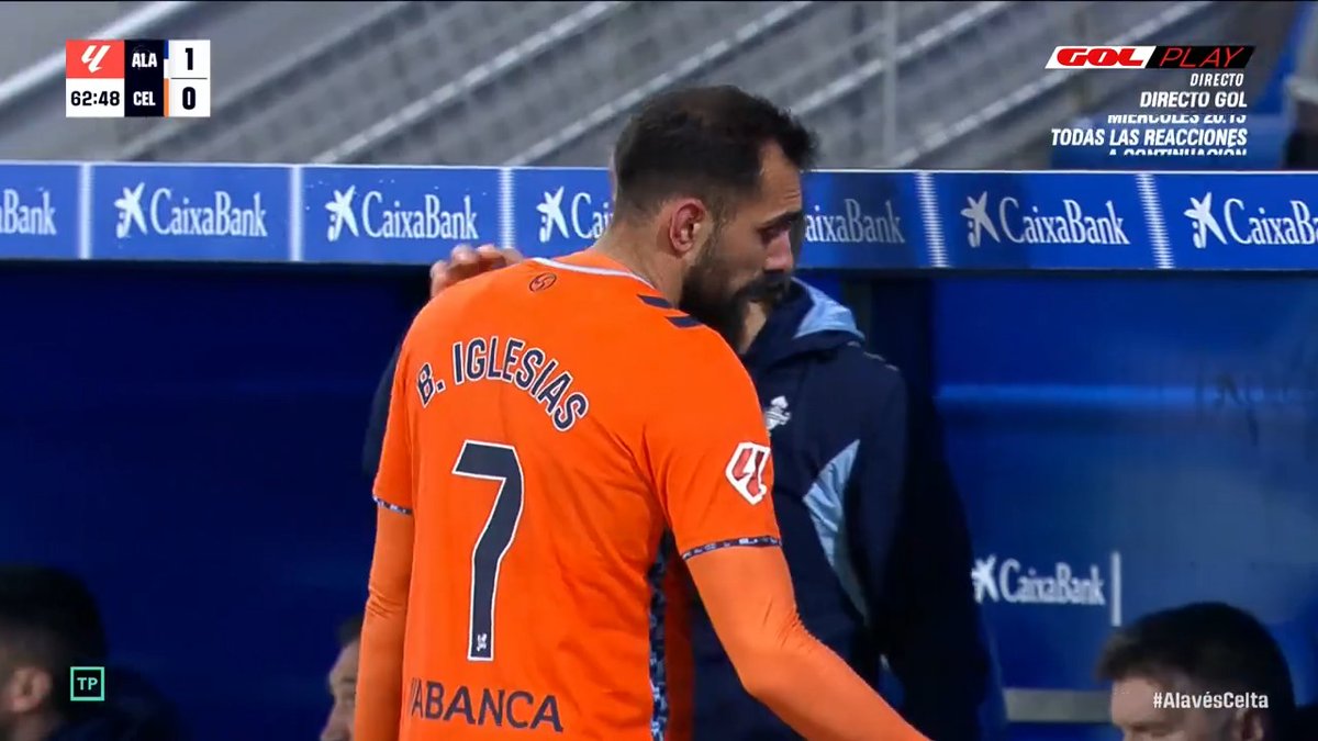 😅 Parece que a Borja Iglesias no le ha sentado muy bien el cambio 💙 ALA 1-0 CEL 🩵 #LaLigaEnGol