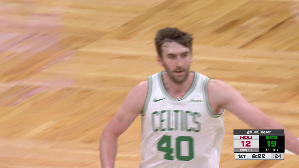 "I WANNA SEE THE DUNK SCORE ON THAT" Luke Kornet with a JAM 💥