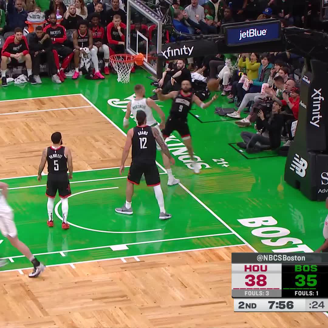 A SELF ALLEY OOP 💥