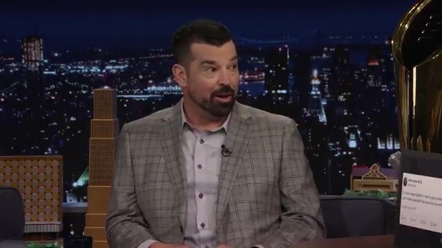 Ryan Day on “recruiting” LeBron James at Ohio State: “LeBron is a great supporter. With that said, he’d have to start with the freshman in the back of the room and work his way up. He doesn’t get any special treatment.” 😂😂