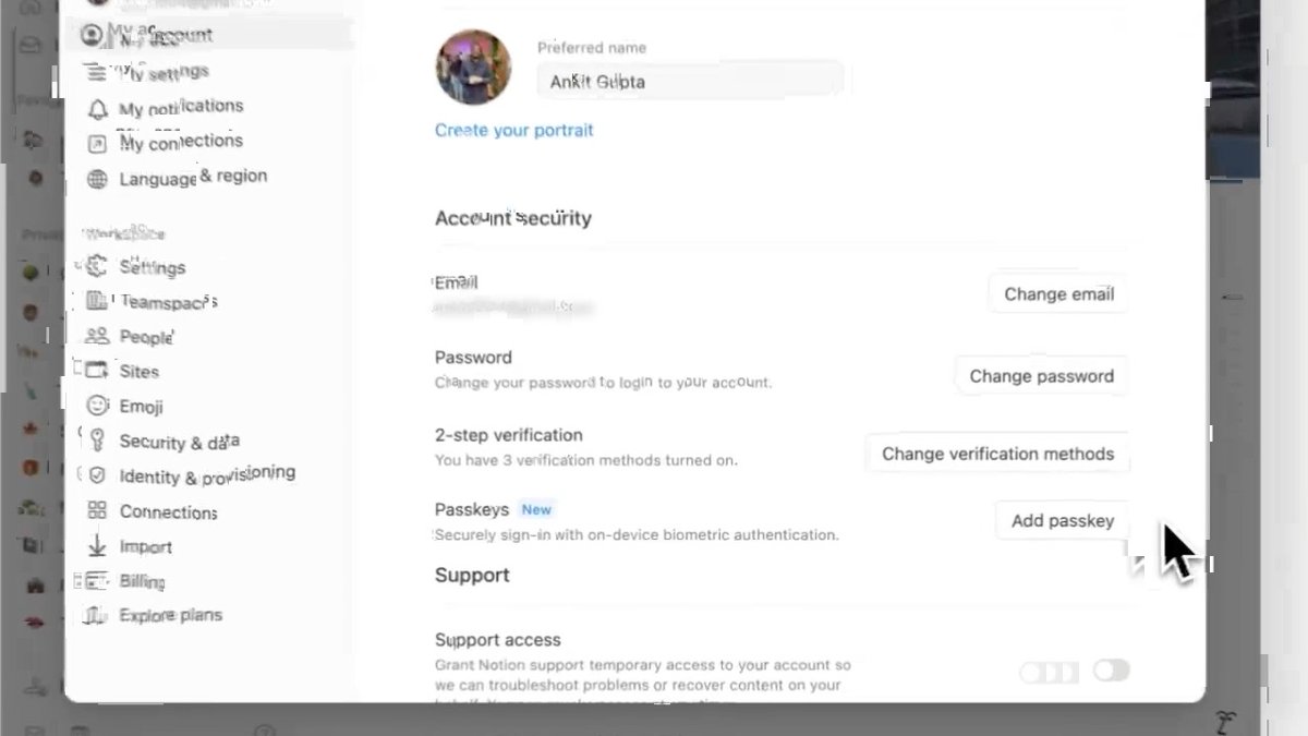 🔐 Happy Data Privacy Day! To celebrate, Notion now supports passkeys 🔑 Forget wrangling passwords. Now you can securely sign in using Face ID, Touch ID, or PIN.