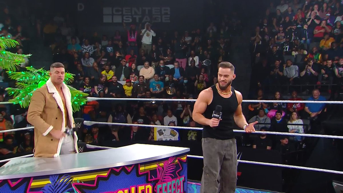 😅 😅 😅 Austin Theory just turned on Grayson Waller... #WWENXT