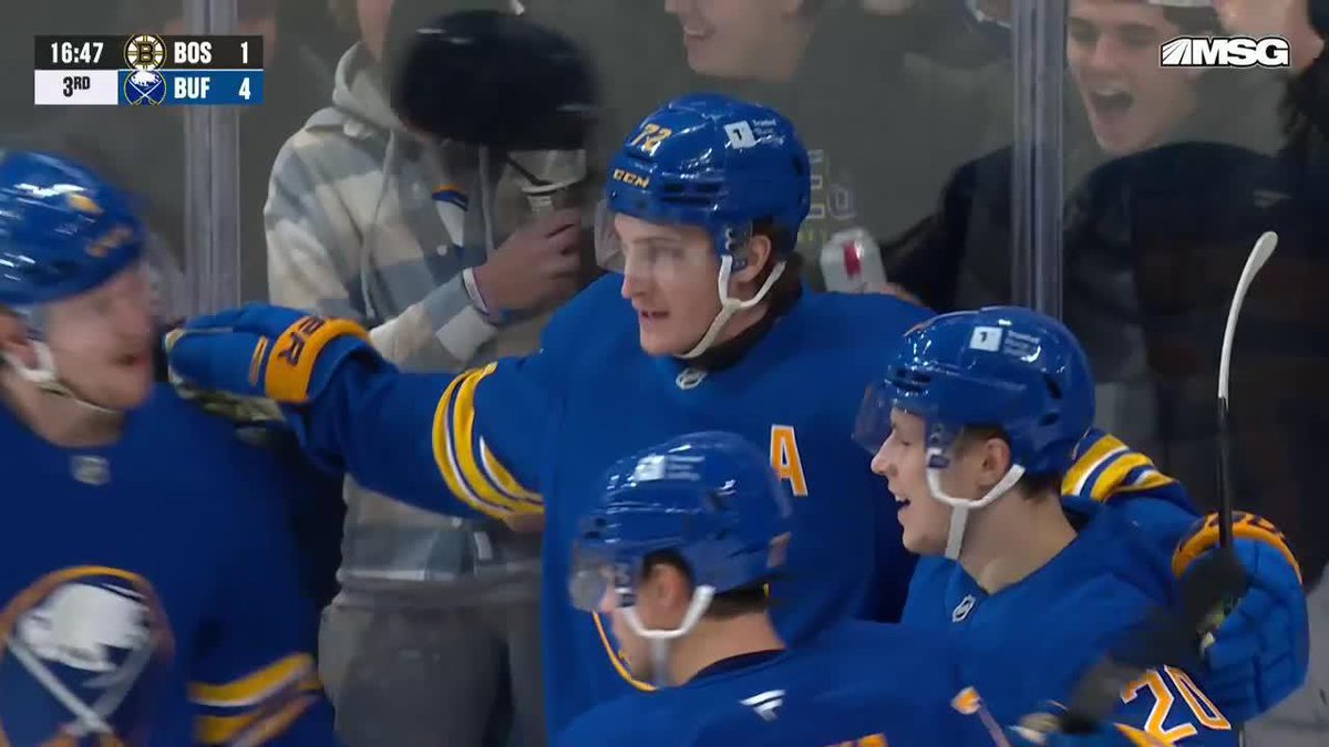 TAGE THOMPSON HAT TRICK! 🎩🎩🎩