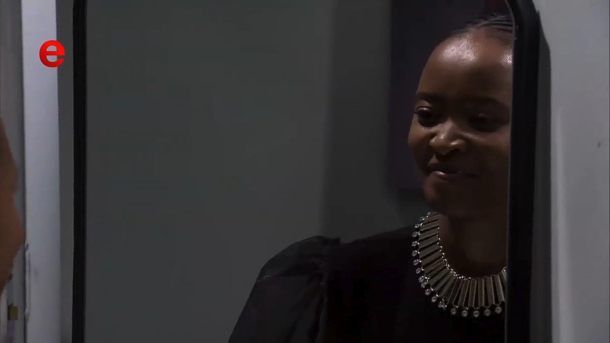 Mhmm! Nna ke mmone fela Khabo. ๐ฉ First is Tlhogi's clothes then jiki-jiki she'll want more money. Le sure gore living with her was a good idea mara? #etvScandal