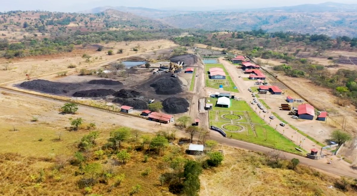 Since 2014, Ethiopia’s cement industry relied entirely on imported coal to meet its energy needs. However, starting in 2020, a significant shift occurred due to government interventions promoting local coal utilisation. As a result, reliance on imported coal dropped from 100% to 34.15%, while the use of domestic coal surged from 0% to 65.85%. This transformation underscores the effectiveness of policies prioritising local resource utilisation over imports, strengthening energy security and reducing foreign dependency. A key player in this transition is the ET Minerals PLC coal processing plant, located in Klele, Dawuro Zone, near Tarcha in South West Ethiopia. The facility has a processing capacity of 150 tons of coal per hour, contributing significantly to the growing use of domestic coal in the country. #PMOEthiopia