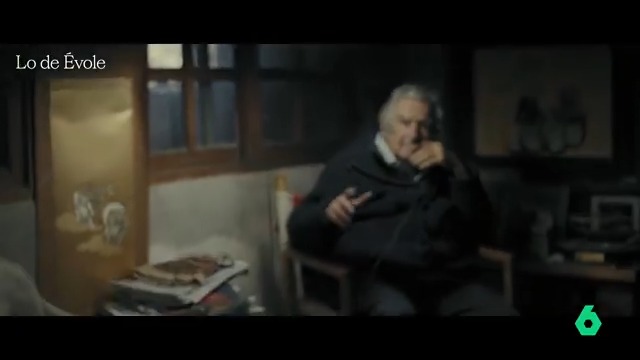 Pepe Mujica, una de las personas que más ha marcado mi carrera. Nos volvió a recibir en su casa, la misma en la que estuvimos en 2014. 10 años después volvemos para despedirnos. Gracias Pepe por tu legado. No lo olvidaremos.