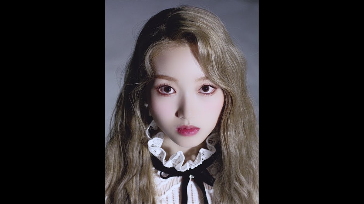 7 years ago today, Go Won debuted as the 11th member of LOONA with her Self-Titled Single Album with title track ‘One&Only’
