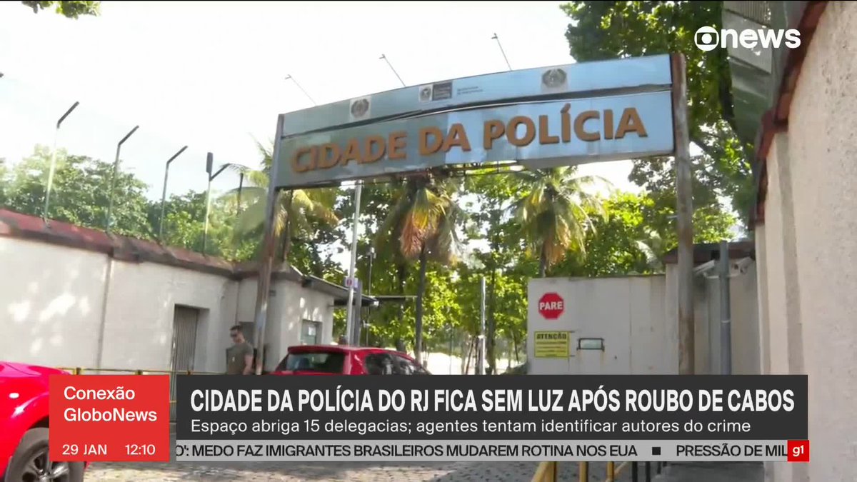 Ladrões roubaram os cabos de energia e a cidade da Polícia está neste momento sem luz no Rio de Janeiro. É isso mesmo que vcs leram, ladrões de chinelo deixaram o QG da polícia sem energia. Esse é o modelo bolsonarista de segurança pública.