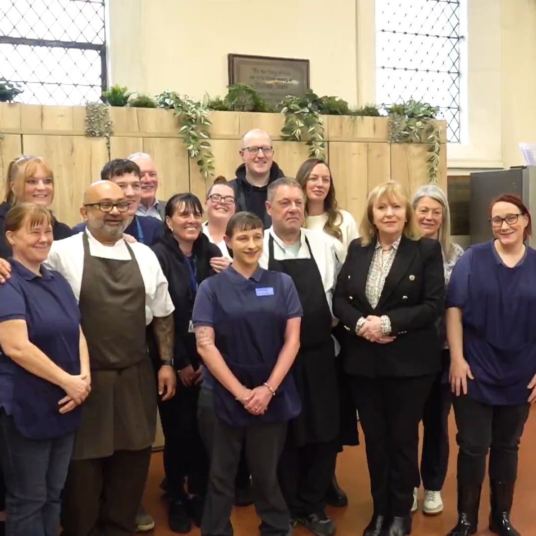 🤍 Saturday's fixture will be dedicated to @HolbeckTogether. Ahead of the game, Eddie Gray recently stopped by to chat with staff, volunteers and people the organisation supports