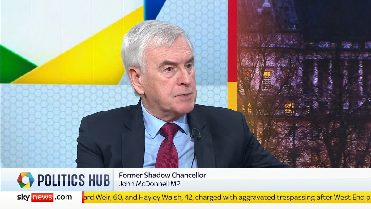 'You're talking around 2000 more airplanes a day above people's heads' Former chancellor, John McDonnell, predicts that Labour MPs will have 'battle on their hands' over the proposed third runway at Heathrow airport. 🔗 📺 Sky 501