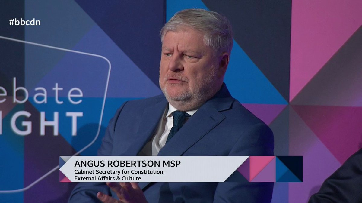 “I wish success to London… if they are economically successful then no doubt we will get some trickle down benefit, but we have to aspire to something better than that” The SNP’s Angus Robertson says Scotland should “actually have the ambition to be successful” #bbcdn