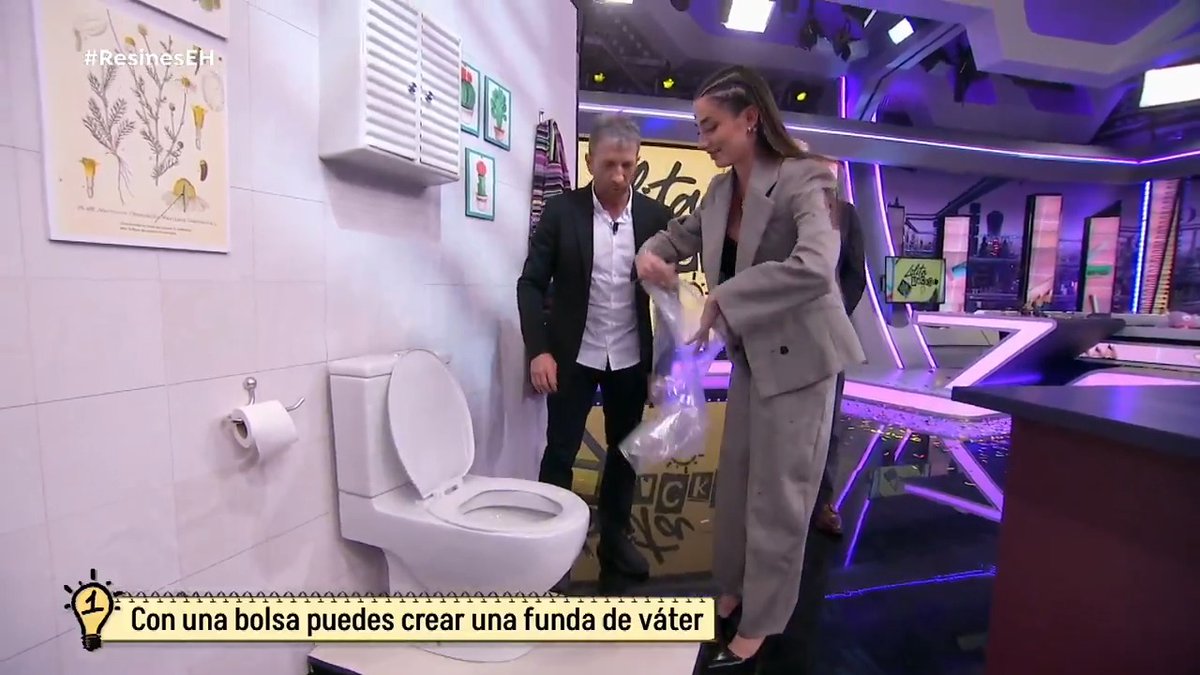 Lola Lolita inaugura su sección ‘Lolita Hacks’ trayéndonos Lola-trucos para hacernos la vida más fácil ❤️ #ResinesEH ¡Gracias a Rossellimac por la colaboración!