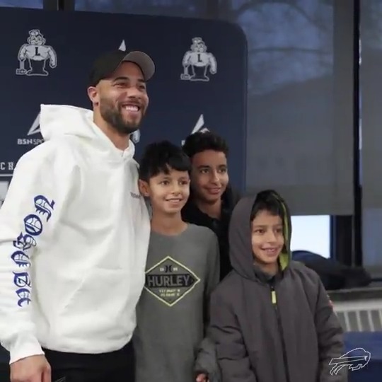 "The people of Buffalo mean so much to us." @Micah_Hyde's Kicks For Kids is always a special night in our community. 🤗 Imagine for Youth | #BillsMafia