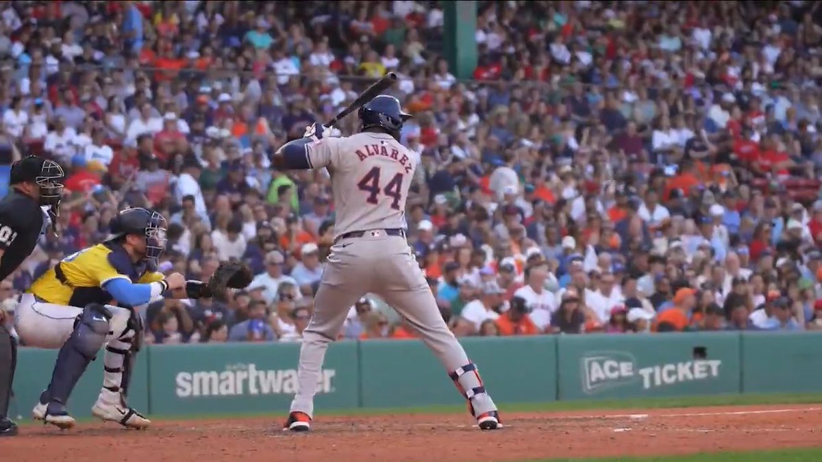 "What Yordan Alvarez brings to the plate... it's fear. You know that he is a gamechanger." The Houston Astros superstar is once again the #1 LF according to The Shredder. #Top10RightNow