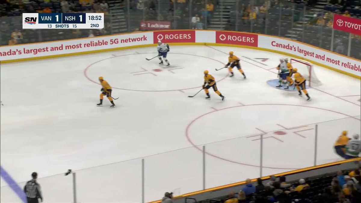 Karlsson goes backdoor! 🚪