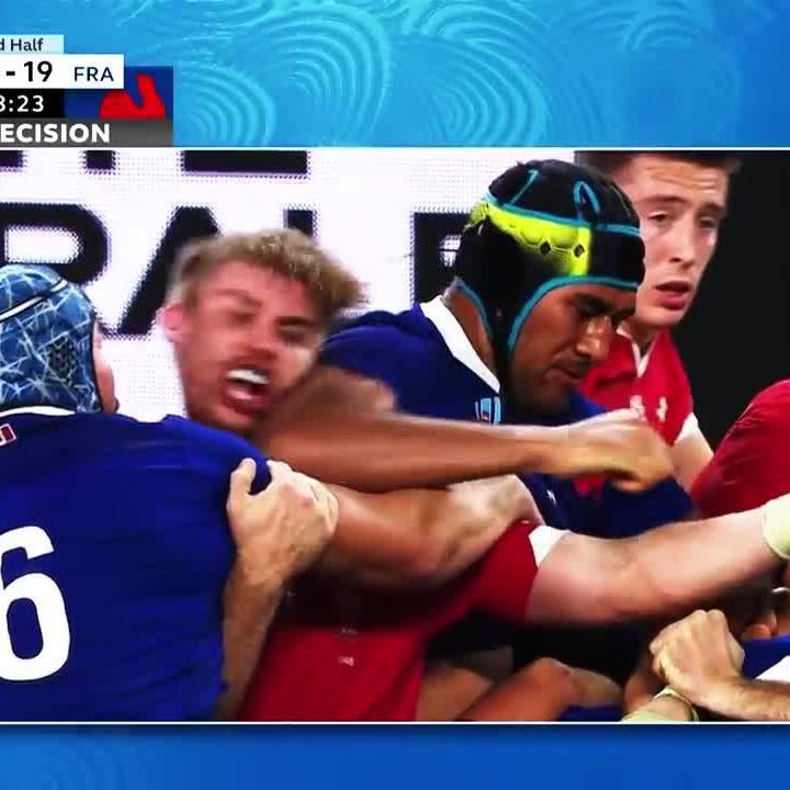 Forever iconic 🎙️ Kaya and Lonwabo calling the red card in the 2019 Rugby World Cup match between France and Wales in isiXhosa commentary was unmatched 😂 They open the #GuinnessM6N on Friday night at 22:15 🍿 📺 Every match is 𝗟𝗜𝗩𝗘 on SuperSport.