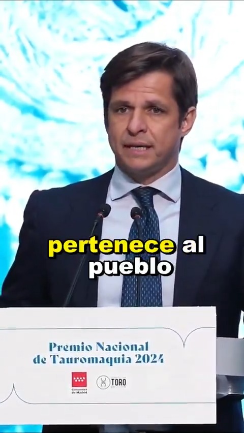 Esto de @eljuli tienen que verlo en bucle los que atacan la tauromaquia a ver si aprenden algo de lo que es la cultura👇