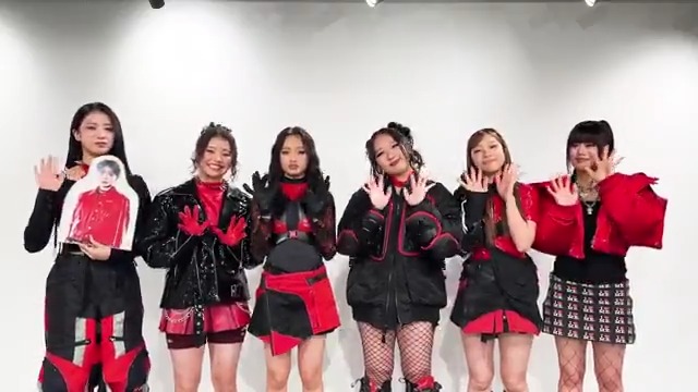 『#NoNoGirls』から誕生した 7人組ガールズグループ、 ꧁🖤🌹𝐇𝐀𝐍𝐀🌹🖤꧂ プレデビュー曲「#Drop」が #LINEMUSIC で配信スタート𓇢 𓆸 様々な"No"と闘ってきた 彼女たちの力強い意志を ここから確かめてみて⛓️👠 🎧 "Imma Top Top Top Top"👆🏻💥 #HANA HANA