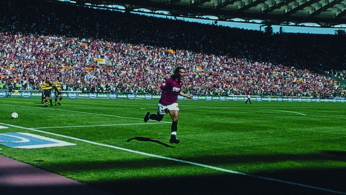 Gabriel Batistuta at his best!