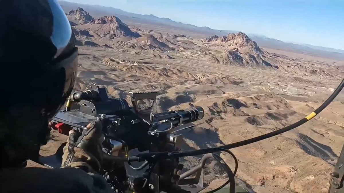 Oh yeah, how about some badass CAS brrrrt from a U.S. Marine attack helicopter .50 cal and GAU-17 machine gun. I don't post many helicopter videos but I can't help myself when the description has the words Marine, Venom, Viper, and GAU in it.🤘