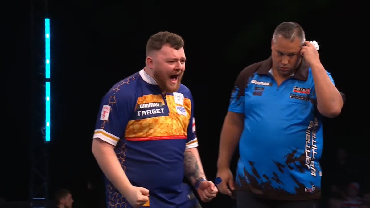 ROCK INTO THE LAST 16! What a performance from Josh Rock, who wraps up a 3-1 victory over Jermaine Wattimena to book his place in round two in Milton Keynes! 📺 #WWMasters