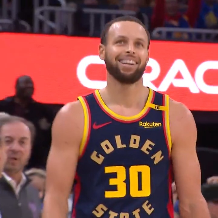 He had ANOTHER one last night 👀 Stephen's wildest shots that didn't count