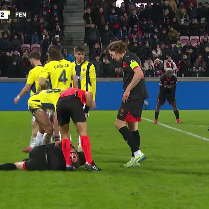 Brutalne wejÅcie w nogi Adama Buksy ð± ð¥ czy ðš #UEL