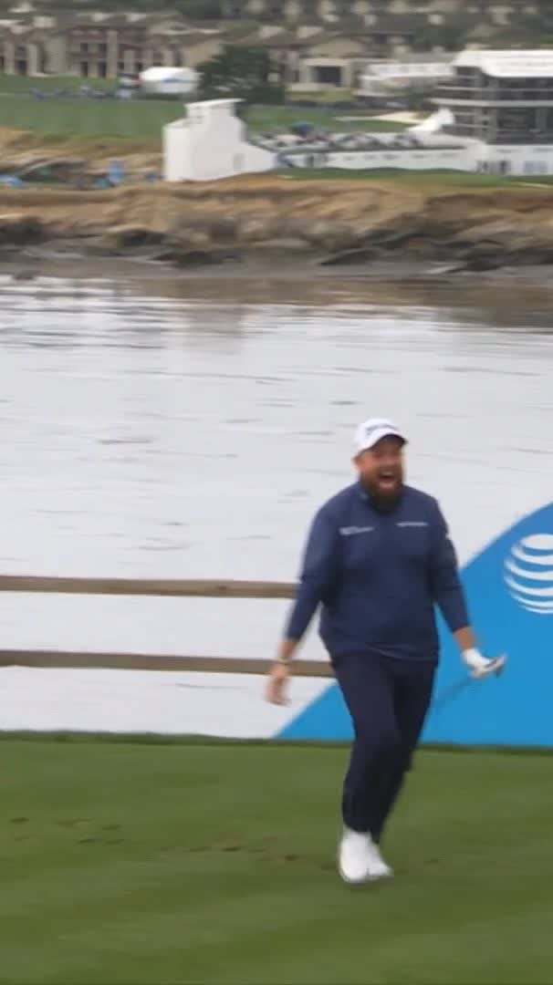 HOLE IN ONE FROM SHANE LOWRY! 💥