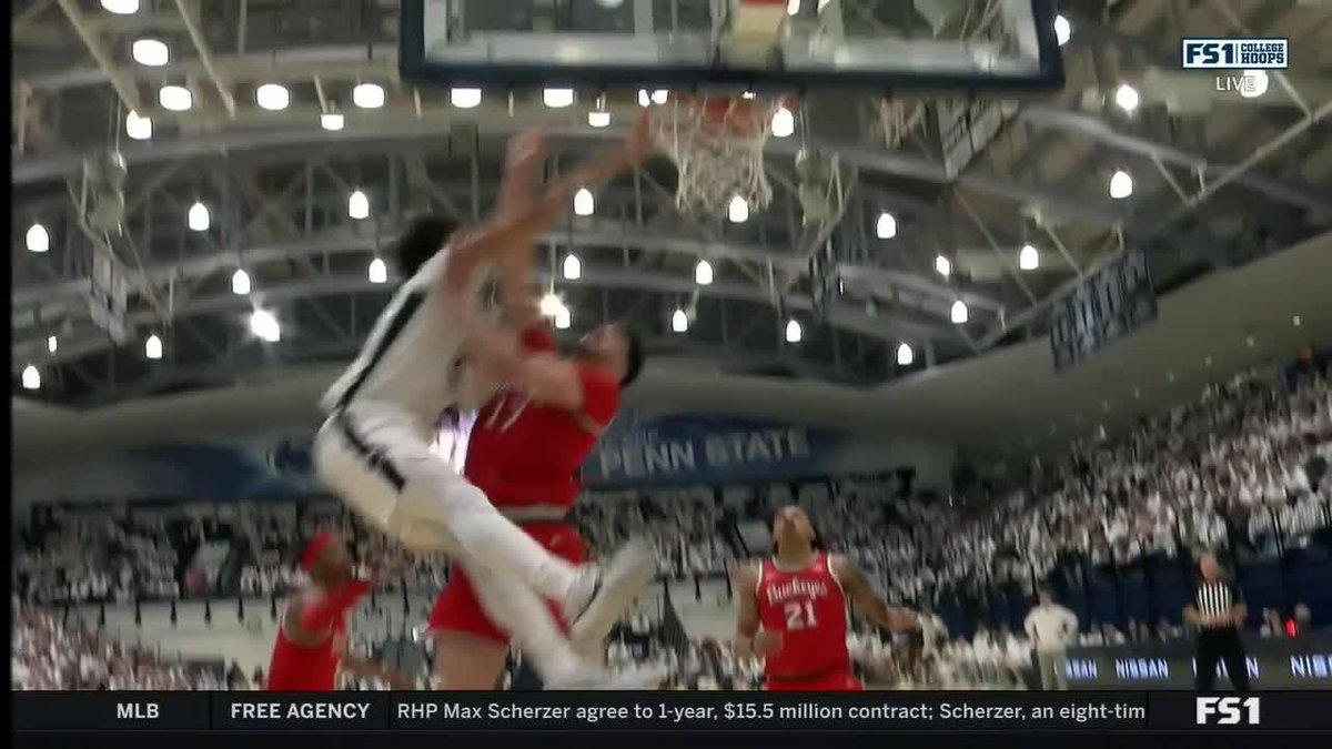 TOMAHAWK SLAM 🤯 Yanic Konan Niederhauser with another poster in the first half for Penn State Men’s Basketball 💥 #B1GMBBall on FS1 📺