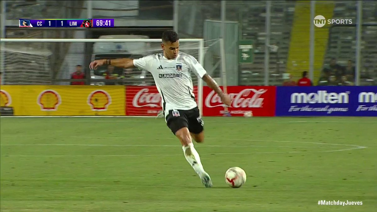 Sebastian Vegas anota en su debut con el Colo Colo. 🤝🏼