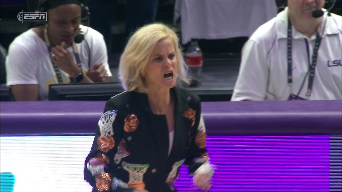 Kim Mulkey has been issued a technical foul after a foul was called on Flau'Jae Johnson.