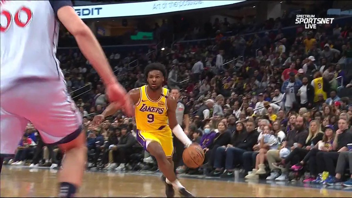 BRONNY TOUGH AND-1 💪 Lakers bench was loving it 😂