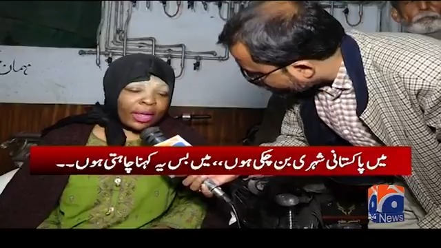 Pakistani ladke ne online pyaar kiya lekin real mein jab American mahila ghar aa gayi to use dekhkar bhag gaya 🤫🤣
