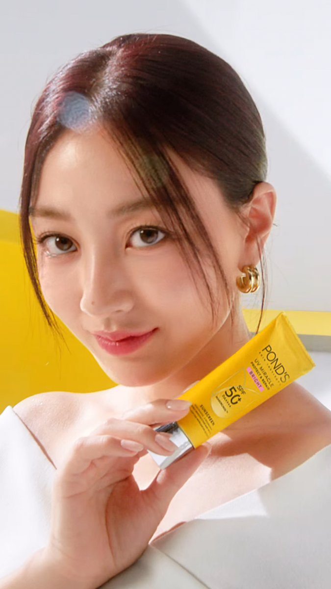 JIHYO FOR POND'S SKIN INSTITUTE "Introducing the talented Jihyo as our new Brand Ambassador for POND’S UV Miracle"