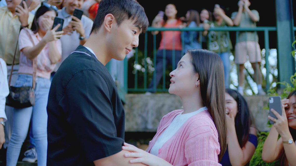 #DaigKayoNgLolaKo #Teaser: What if 'yung dating napapanood mo lang sa screen, biglang magpakita sa harap mo? Abangan ngayong Sabado sa Daig Kayo Ng Lola Ko presents: 𝑴𝒚 𝑪𝒓𝒐𝒘𝒏 𝑷𝒓𝒊𝒏𝒄𝒆! 👑✨