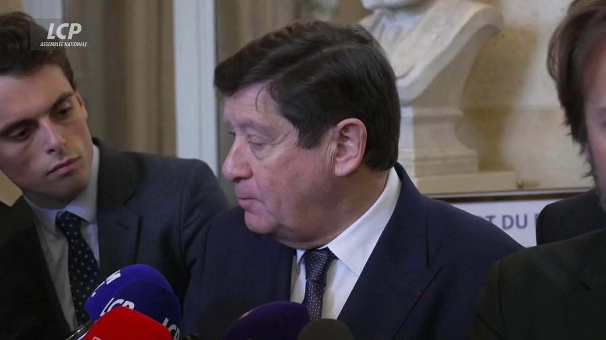 "Nous sommes une gauche du compromis, de la réalité, et non pas de la protestation infertile", déclare le président des sénateurs socialistes Patrick Kanner. #DirectAN #Budget