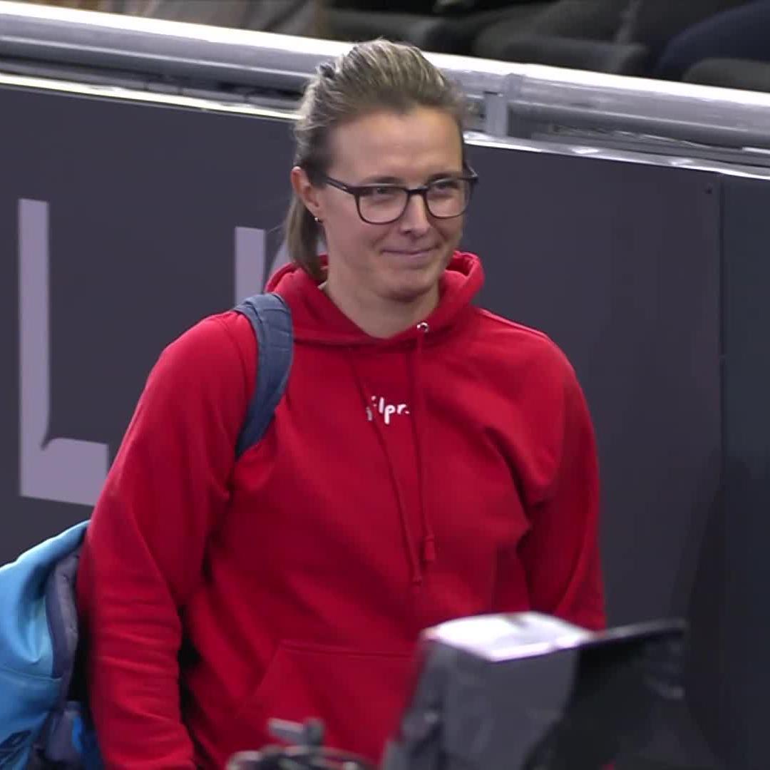 Coach + Player = Linz Semifinalists 💜 Fun tennis fact that Karolina Muchova & Kirsten Flipkens now share! #WTALinz